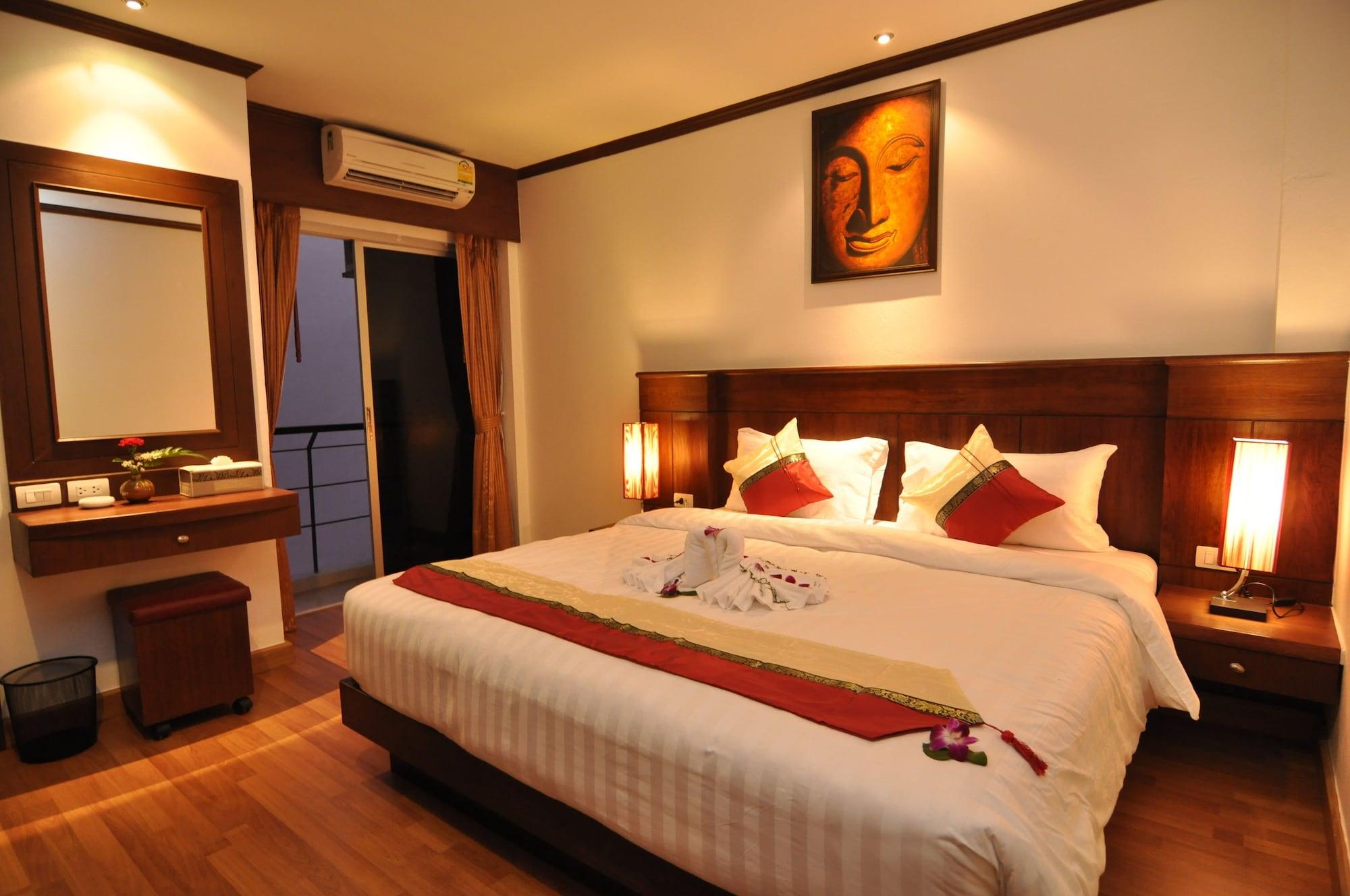 Hemingway'S Hotel Patong Eksteriør billede