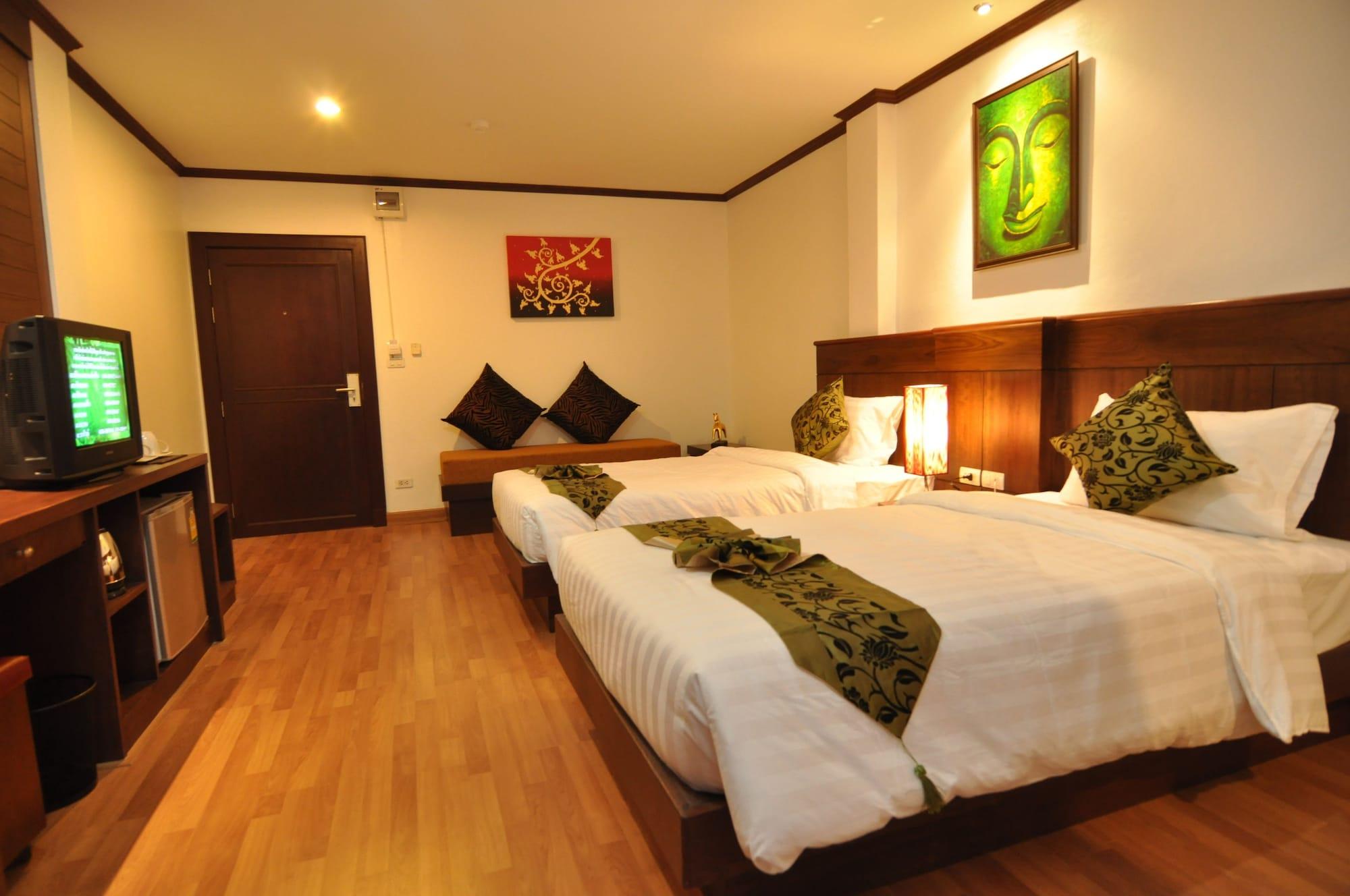 Hemingway'S Hotel Patong Eksteriør billede