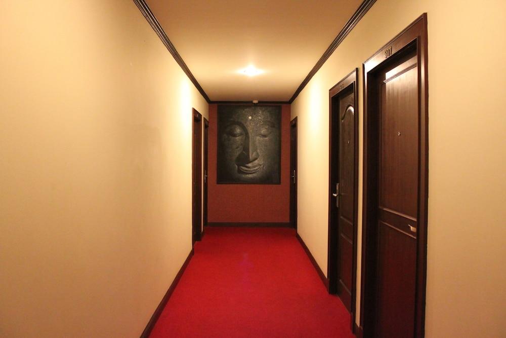 Hemingway'S Hotel Patong Eksteriør billede
